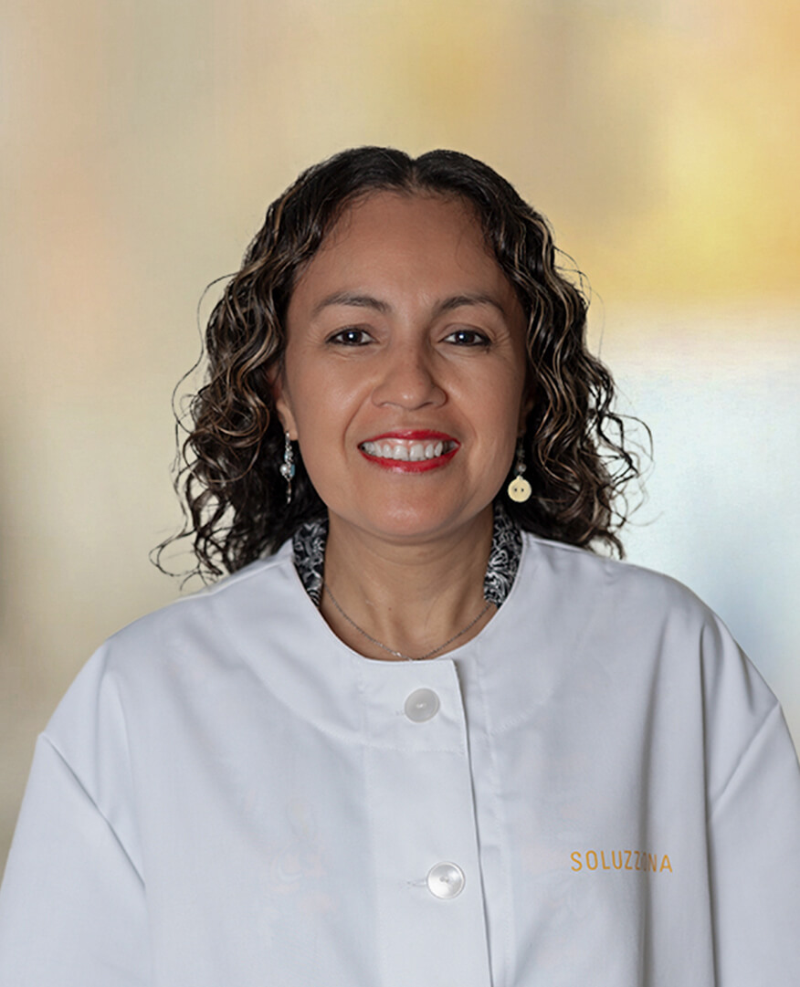GRISELDA GUZMÁN SANDOVAL
2020
EL SALVADOR
"Estoy agradecida con SOLUZZIONA por la formación y el apoyo que me han brindado. Gracias a ello, tengo estabilidad laboral."